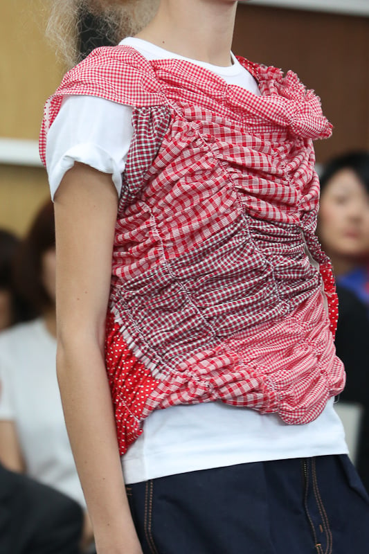 tricot COMME des GARÇONS 2013春夏 | 東京 | 画像70枚 - FASHIONSNAP