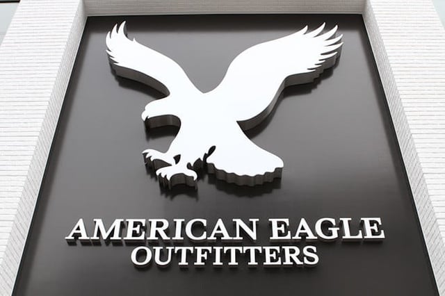 American Eagle Outfittersロゴ Image by FASHIONSNAP