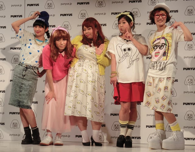 PUNYUSを着用したお笑い芸人 Image by FASHIONSNAP