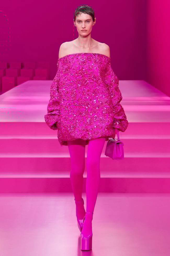 VALENTINO 2022年秋冬コレクション