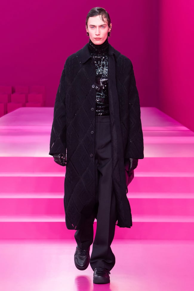 VALENTINO 2022年秋冬コレクション