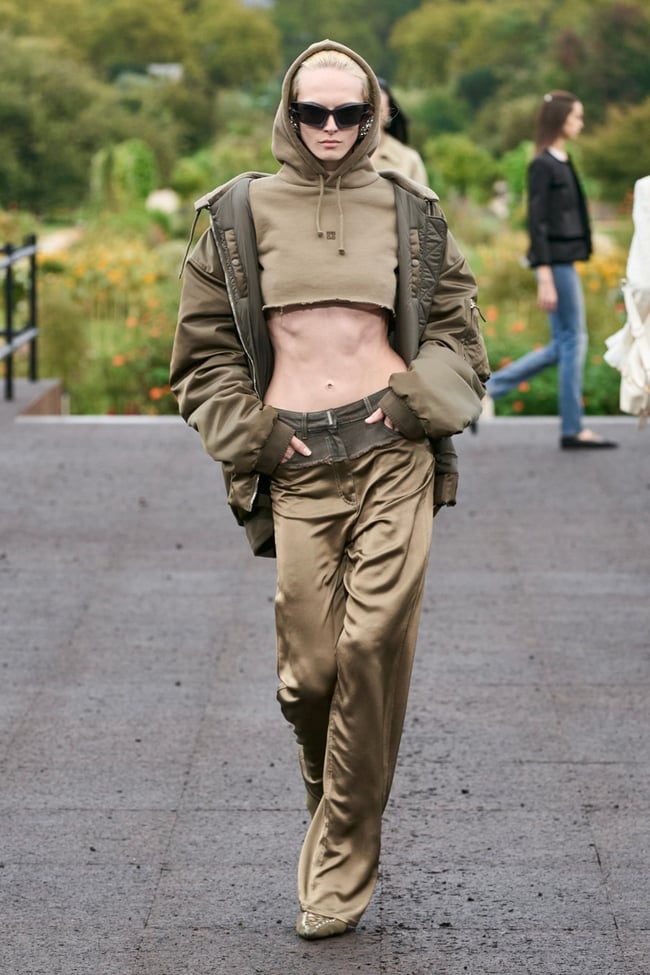 GIVENCHY