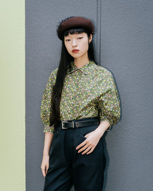 関根なつみ、藤田エミリ、河原優樹が着用するメゾン キツネとオランピア・ル・タンのコラボコレクション