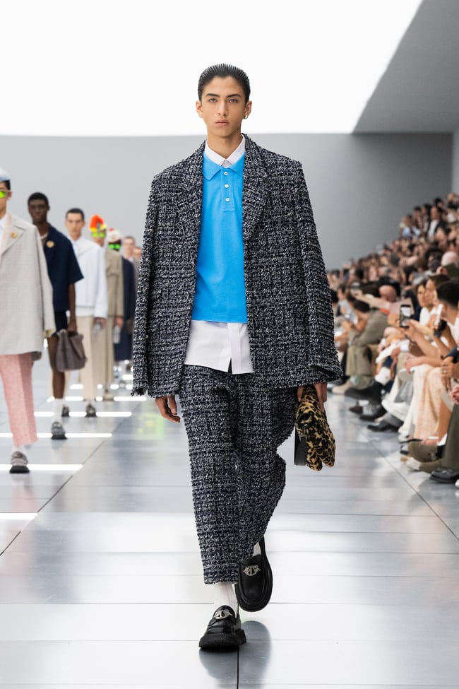 DIOR