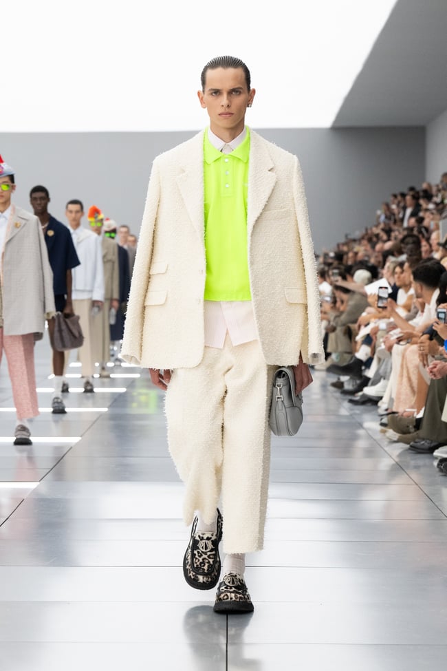 DIOR
