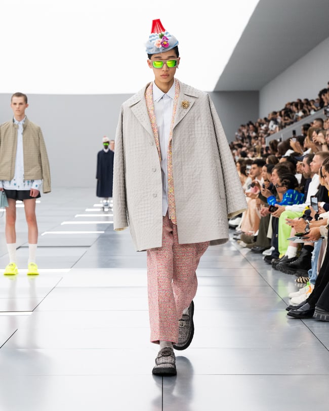 DIOR