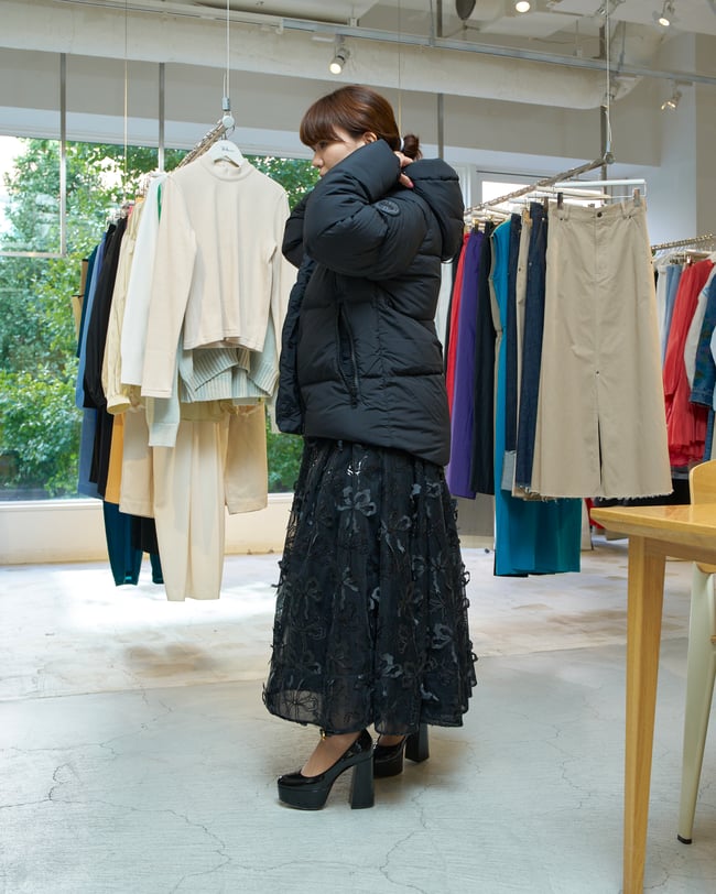 横からみたシルエット