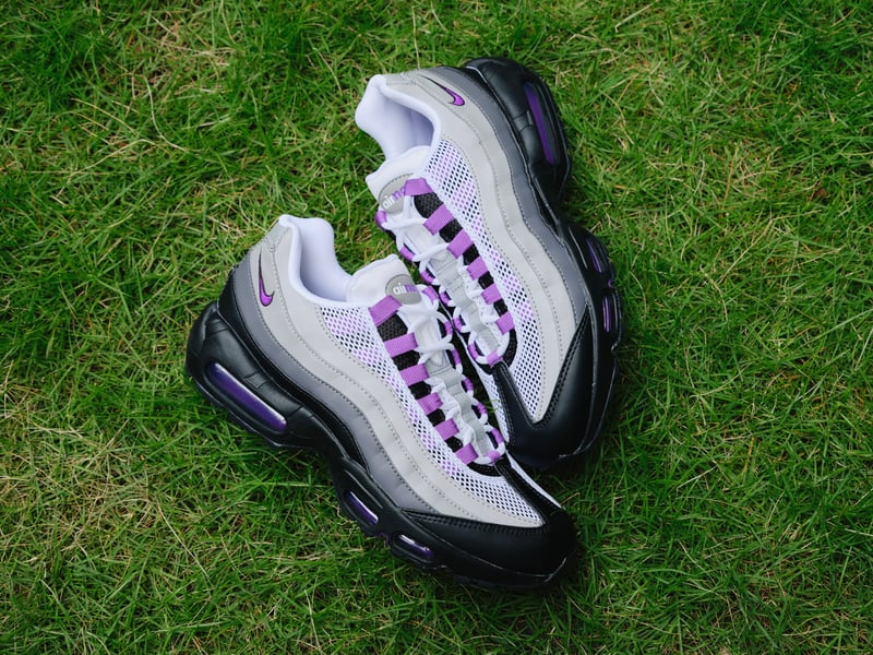 人気カラー【2023年モデル】NIKE AIRMAX95-