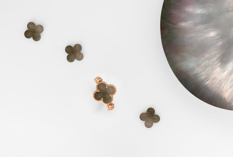 アルハンブラの新作ジュエリー