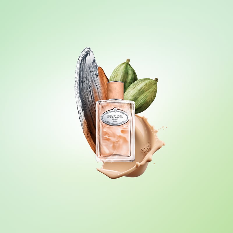 インフュージョン ドゥ プラダ サンタル チャイ オーデパルファム