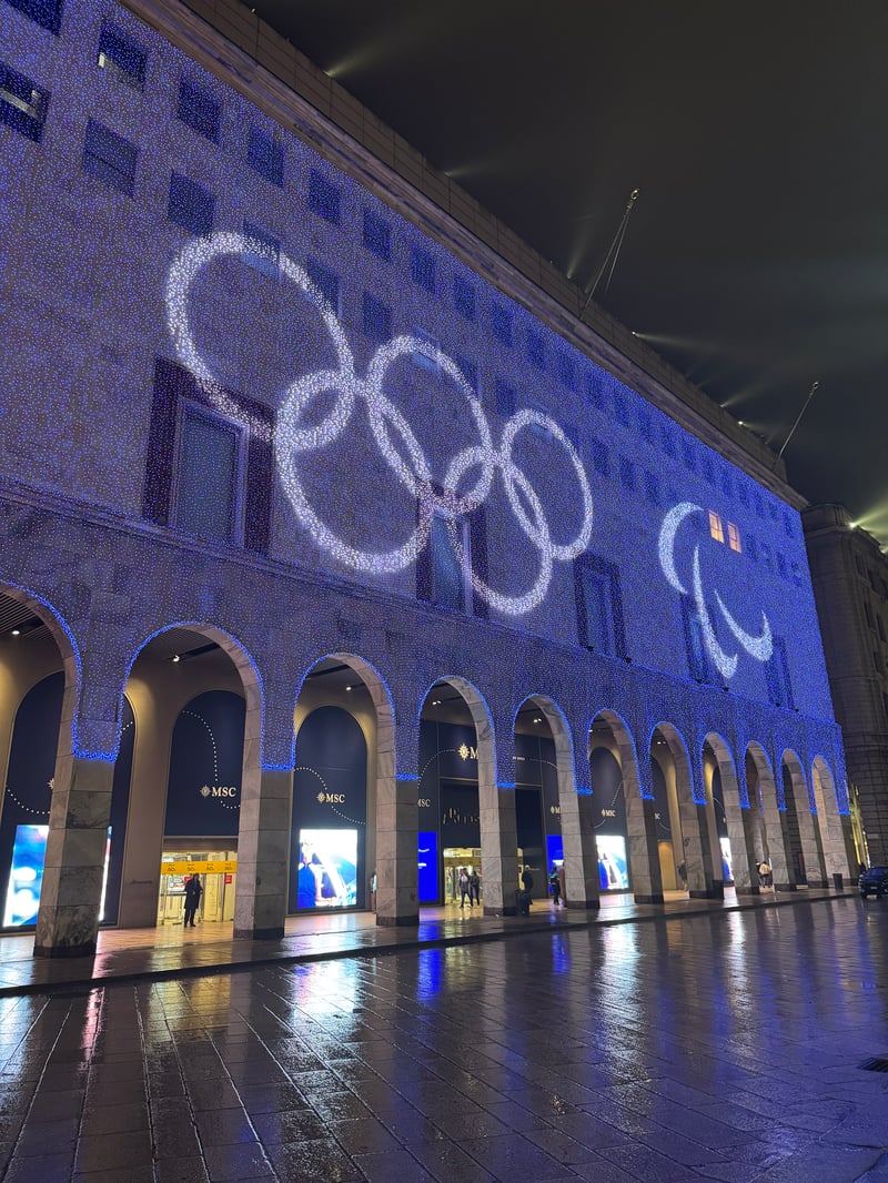 五輪マークのイルミネーション