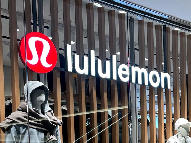 ルルレモンの店舗画像