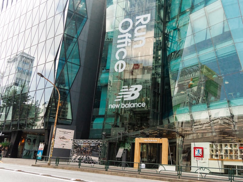 New Balance Run Office外観