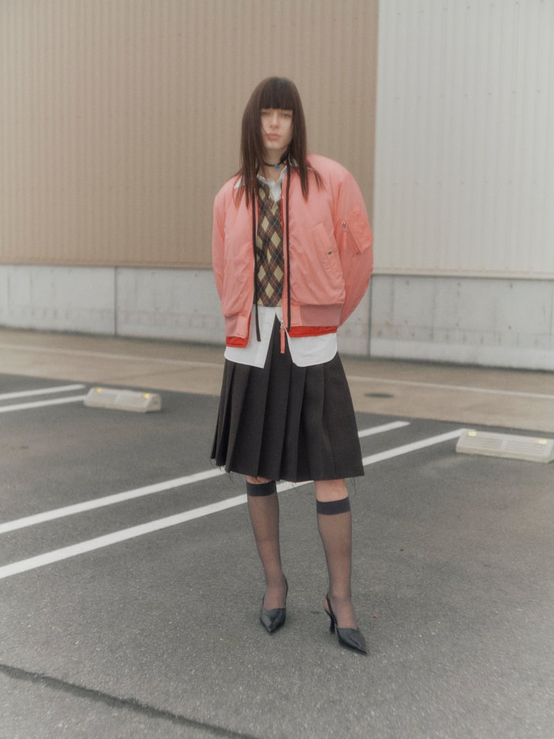 ジェーンスミスの洋服を着た女性モデル