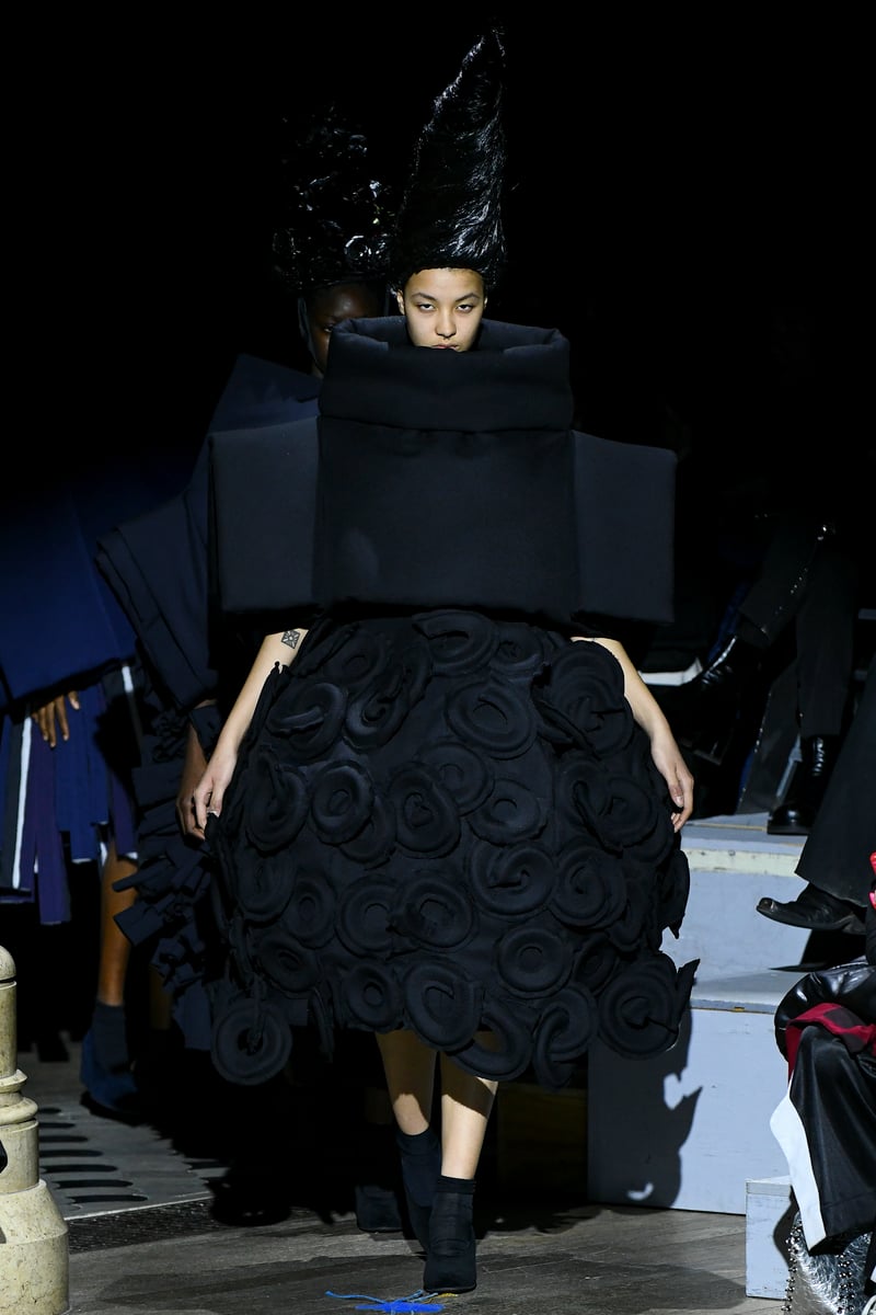 COMME des GARÇONS 2023年秋冬コレクション | パリ | 画像45枚 ...