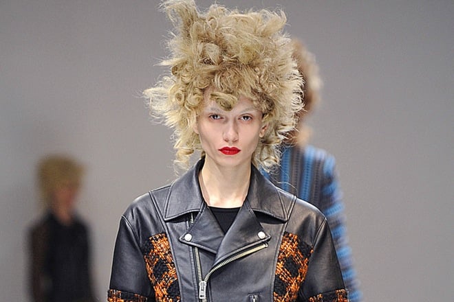 JUNYA WATANABE Comme des Garçons スエードトップ JUNYA WATANABE COMME des GARÇONS 2013~14秋冬 | パリ | 画像41枚