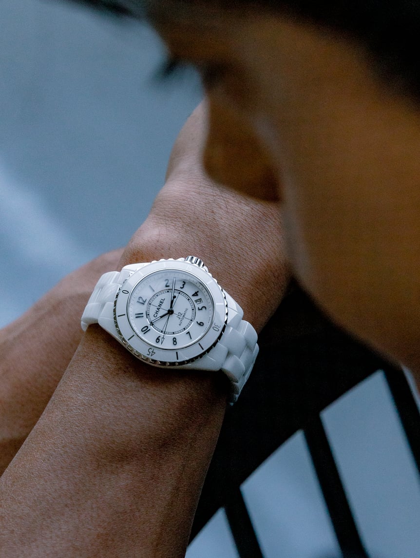 羽根田卓也、シャネル J12