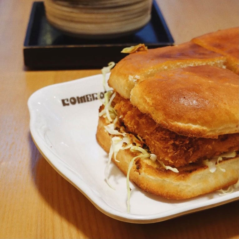 コメダ珈琲のみそカツサンド