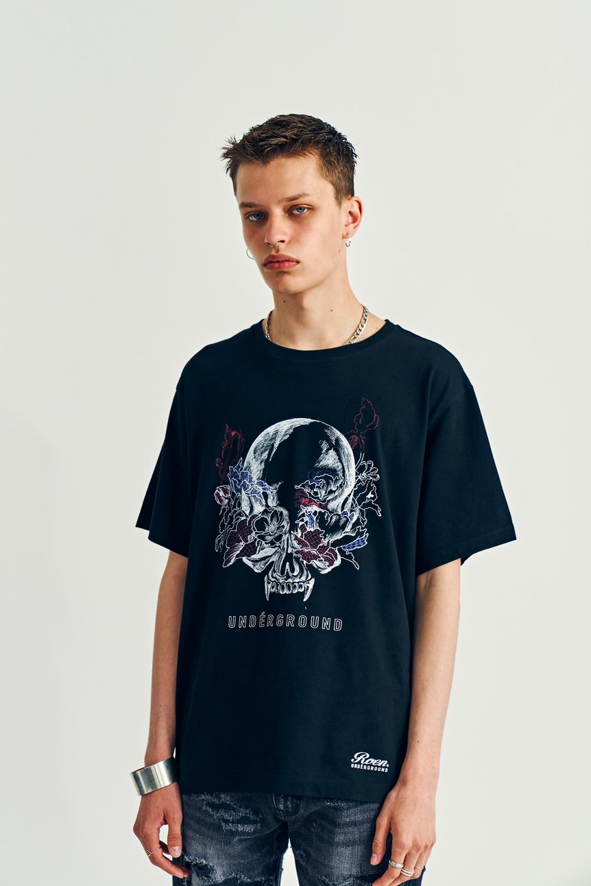 「Roen UNDERGROUND」のTシャツ