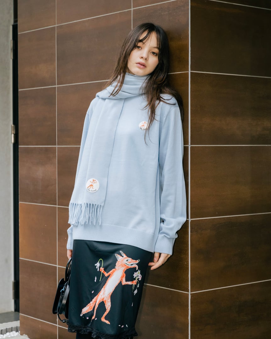 関根なつみ、藤田エミリ、河原優樹が着用するメゾン キツネとオランピア・ル・タンのコラボコレクション