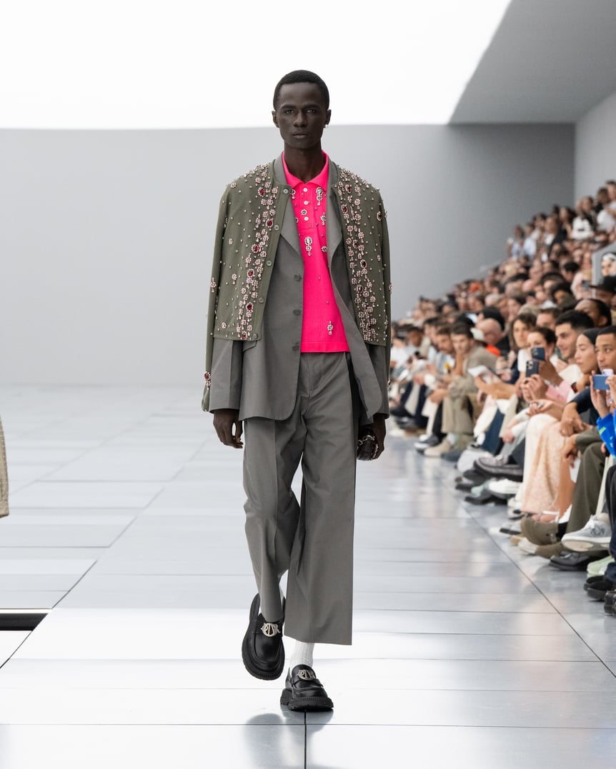 DIOR