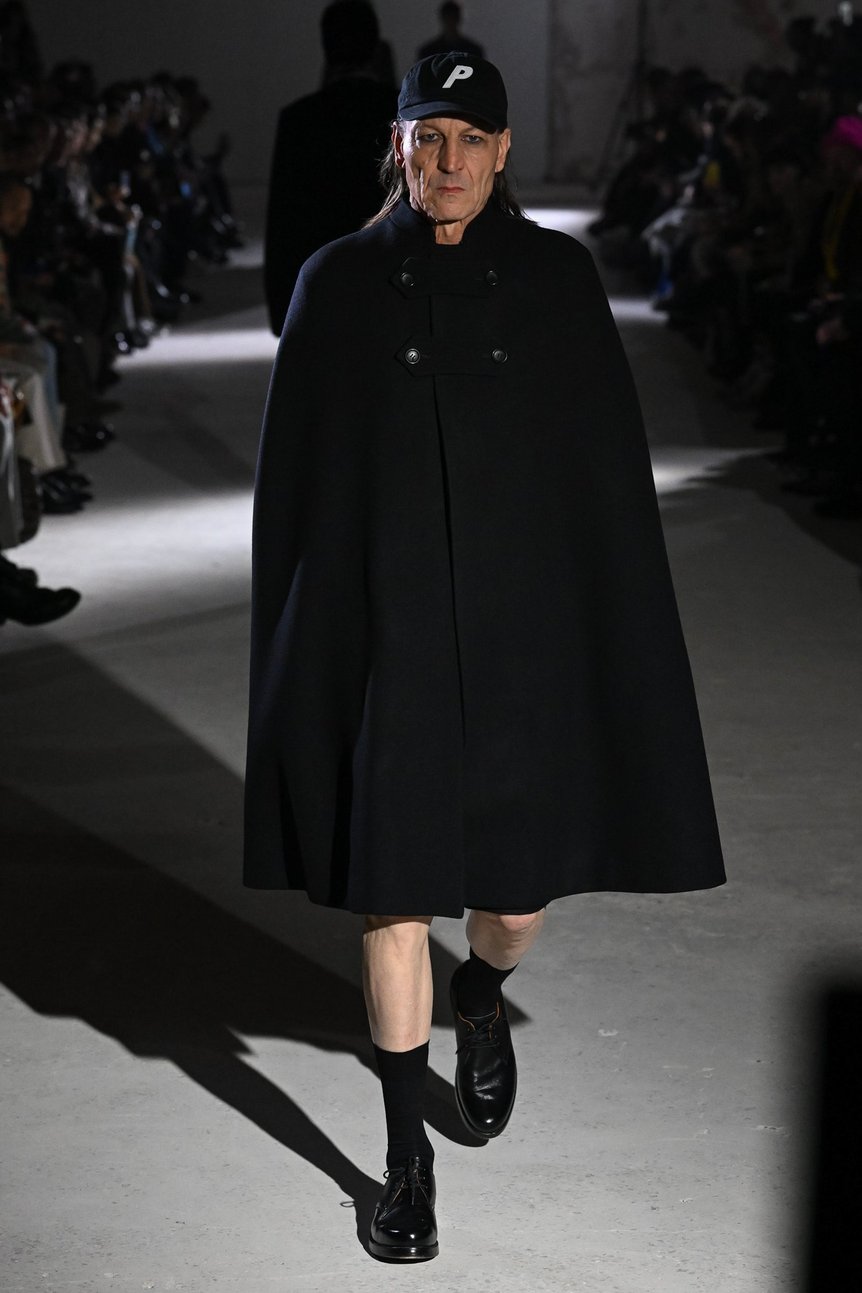 「ジュンヤ ワタナベ マン（JUNYA WATANABE MAN）」がパリファッションウィークで発表した2024年秋冬コレクション