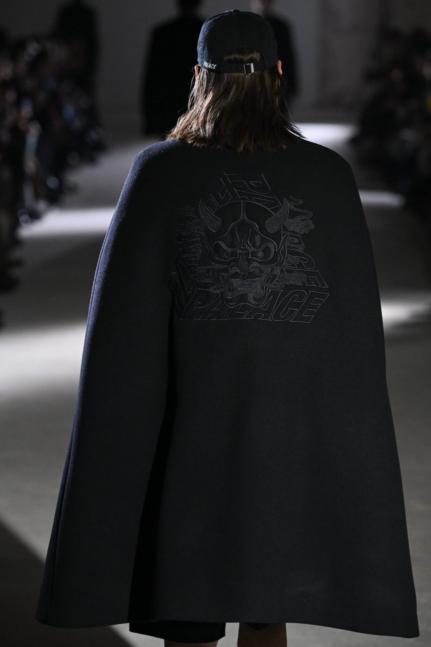 「ジュンヤ ワタナベ マン（JUNYA WATANABE MAN）」がパリファッションウィークで発表した2024年秋冬コレクション