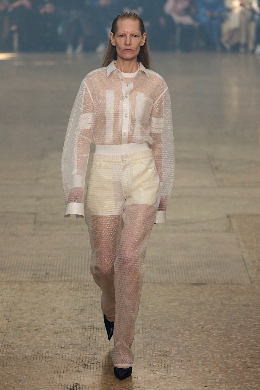 「HELMUT LANG」2024年秋冬コレクション