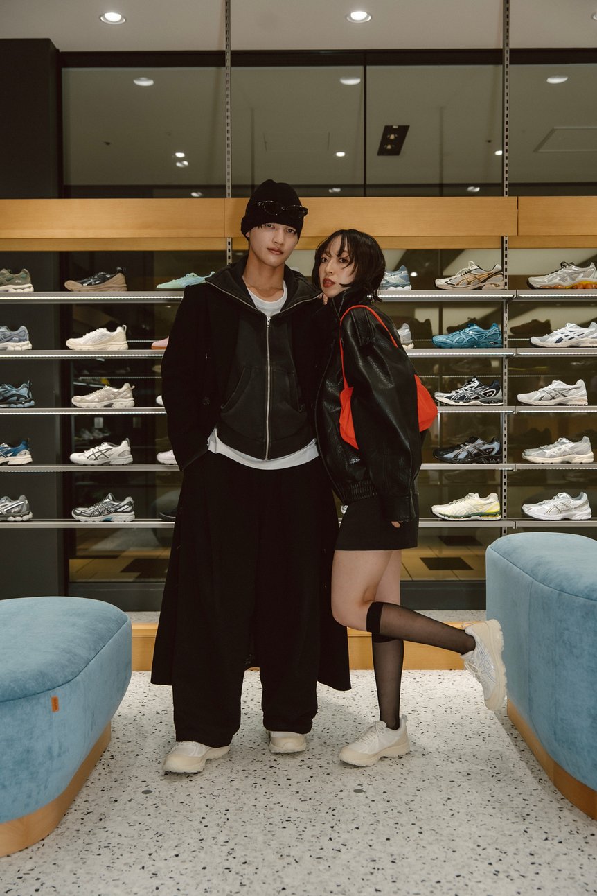 アシックス店内でのファッションスナップ