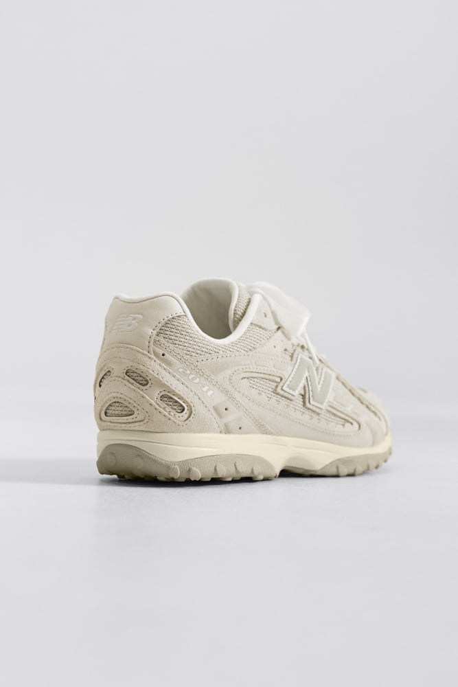 ニューバランス 204L