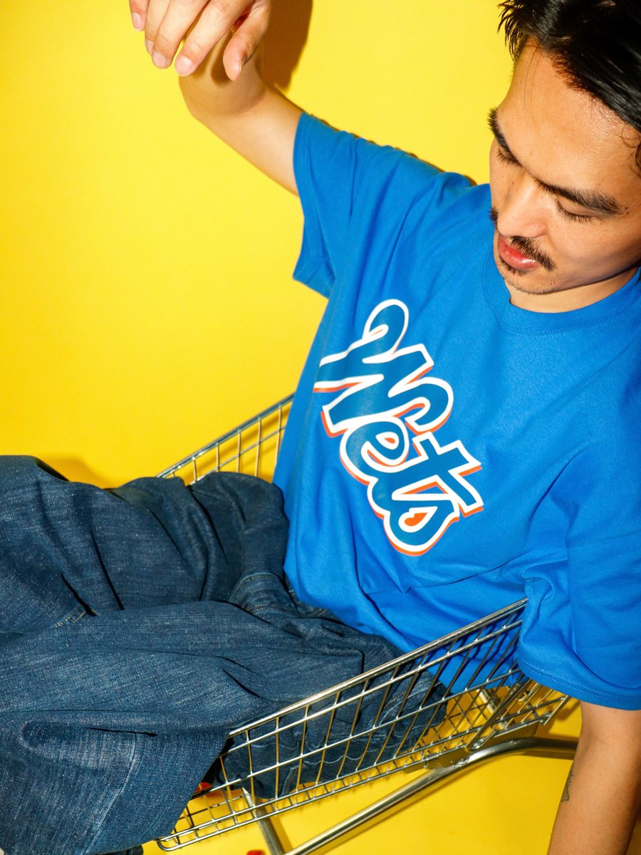 水曜どうでしょう」放送終了20年を記念したTシャツが発売