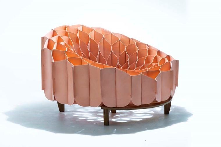 エスティローダー 伝統の練香水コレクション