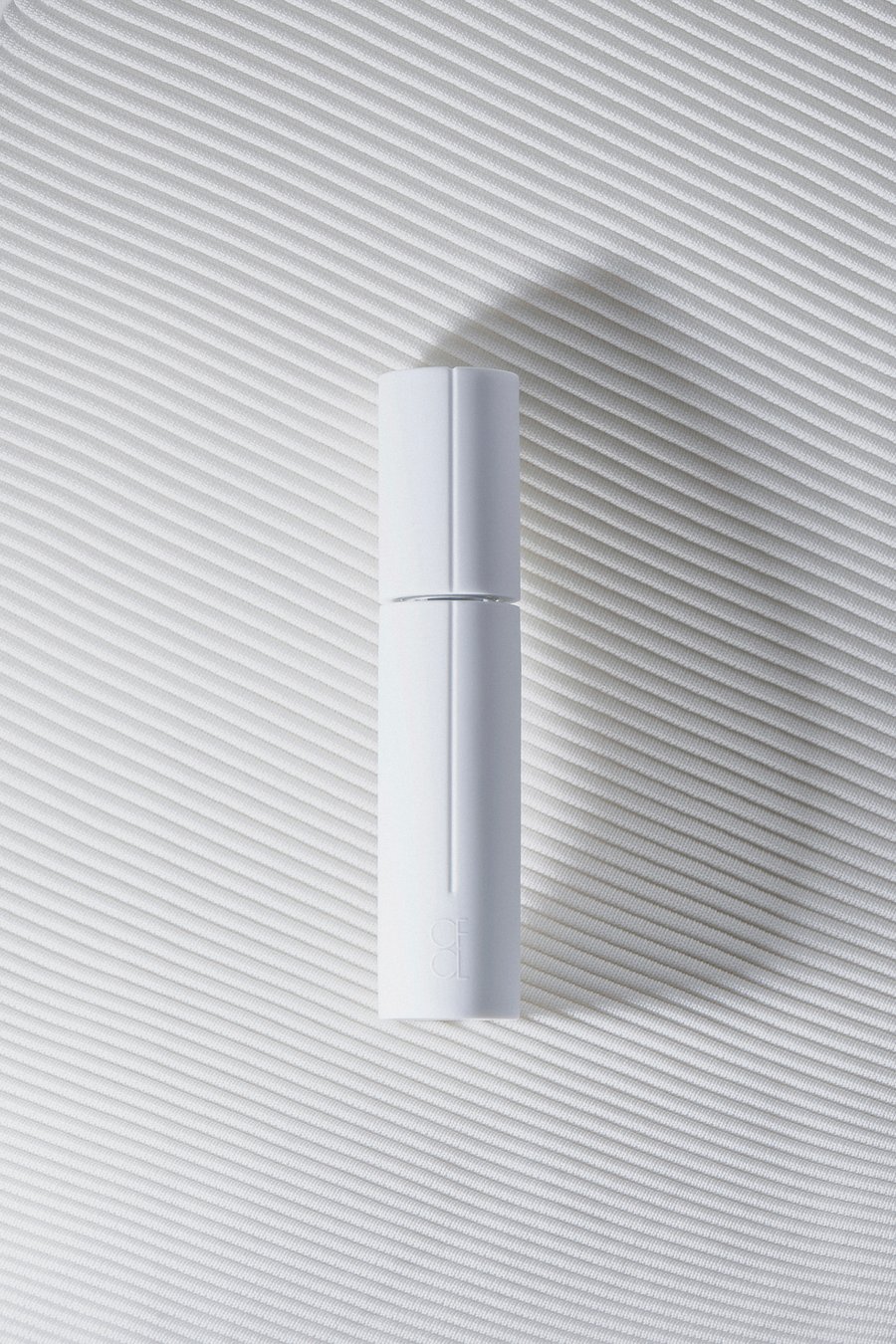 文明開化をイメージした香水「PARFUM RINGO」が新登場、YUBUNEが発売