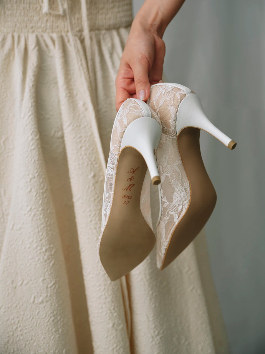 サンローラン」新作シューズはローラースケートとハイヒールが合体