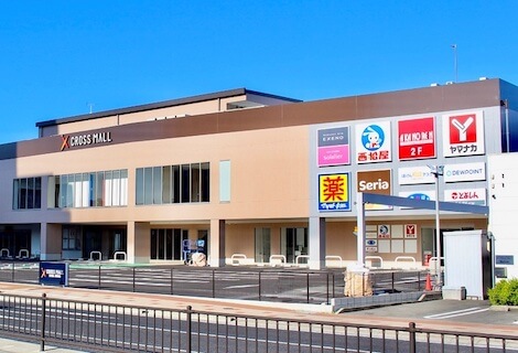 山本耀司のサイン入り、一点物のショーピースジャケットがオークション