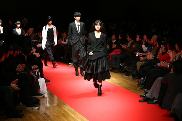 ホワイトリボン運動推進イベント「MODE for Charity 〜babies
