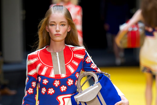 ミランダ・カー、VOGUE JAPAN表紙で日本文化を表現