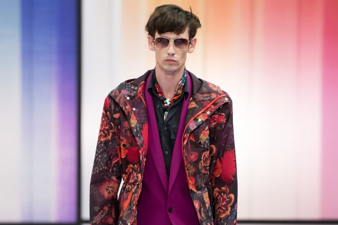 シェアースピリットナポレオンジャケット2010年モデル