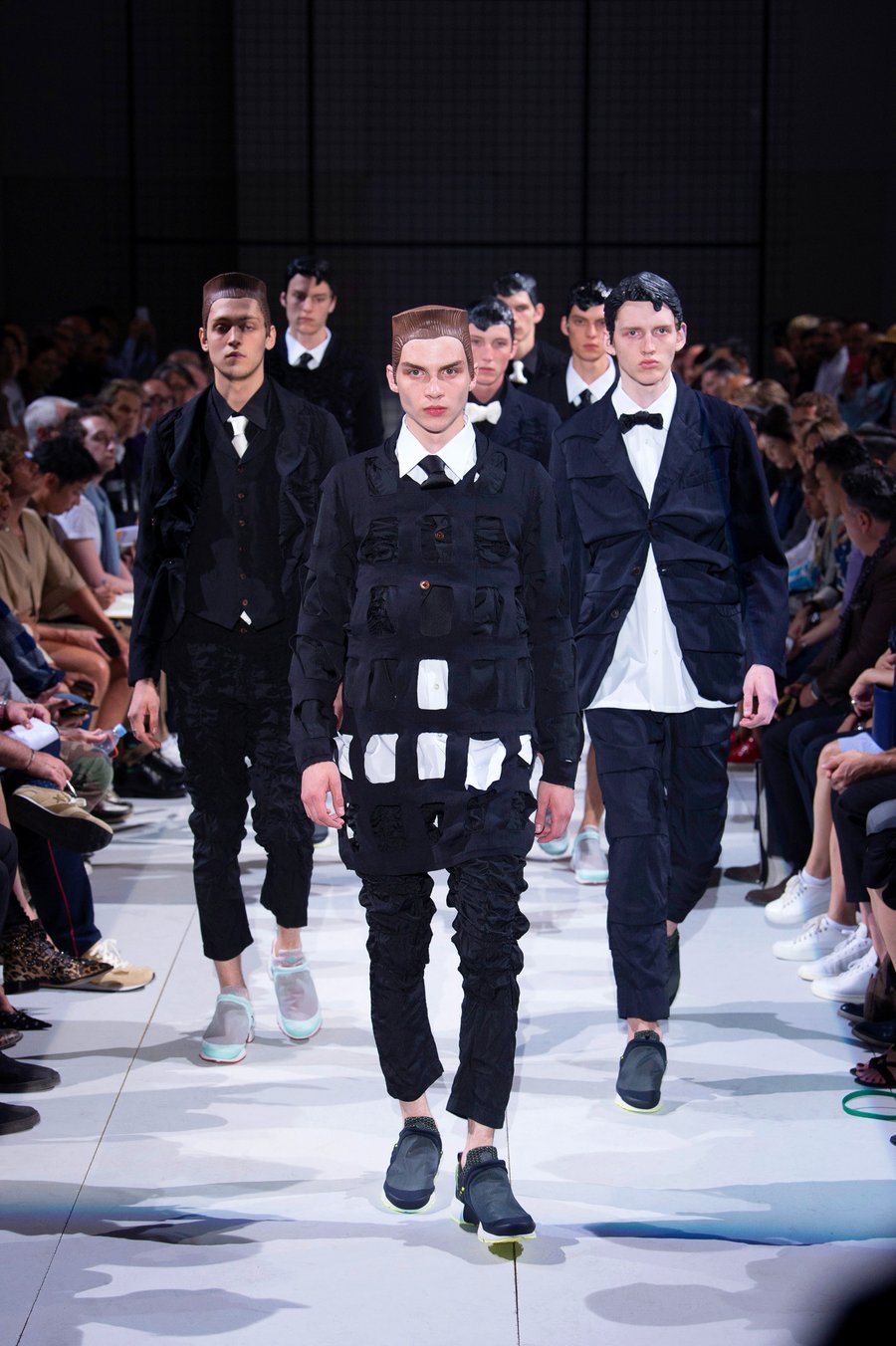 COMME des GARÇONS HOMME PLUS 2019-20秋冬 | パリ | 画像32枚