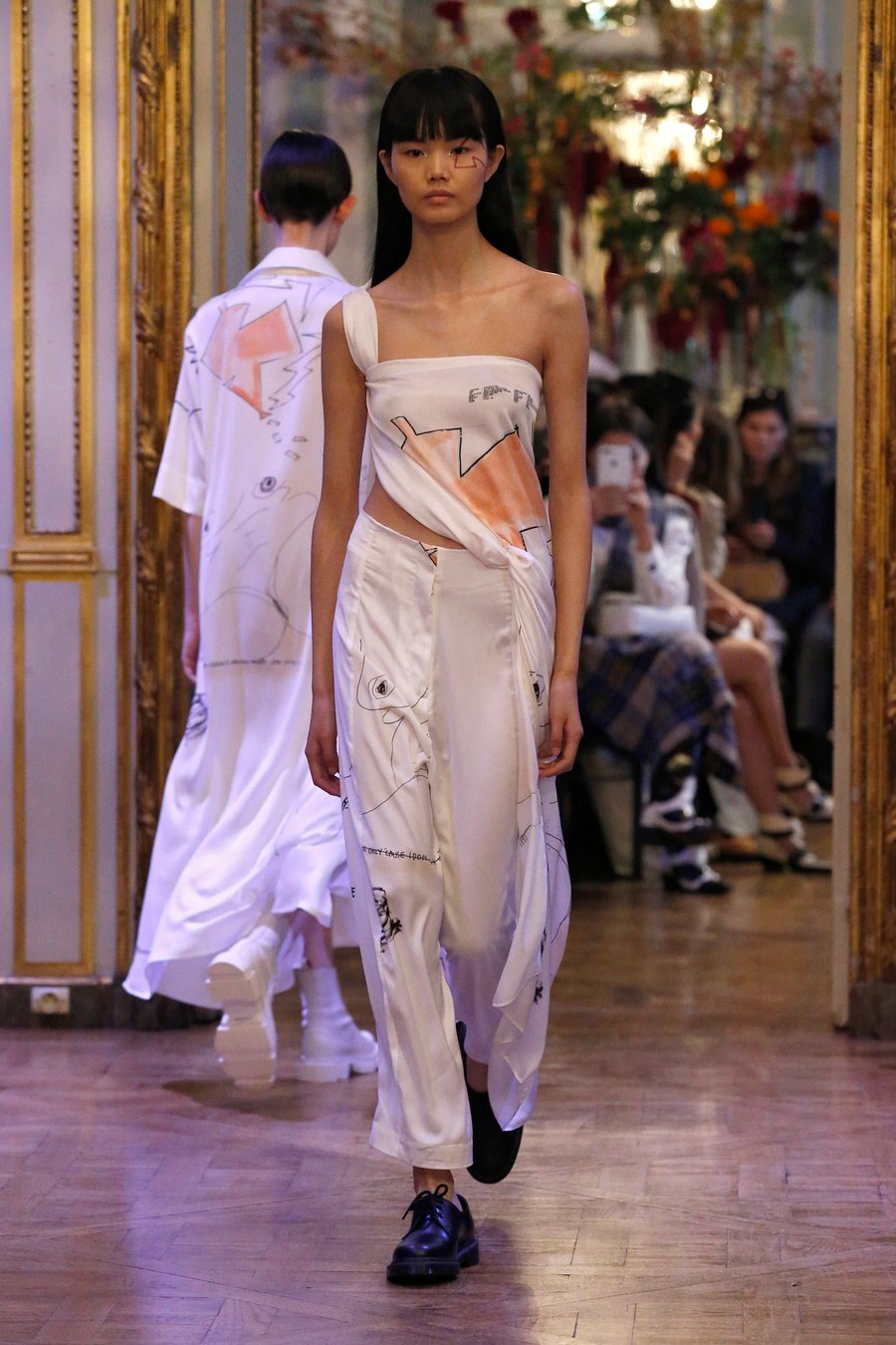 PLEATS PLEASE ISSEY MIYAKE 2020年春夏 | 画像36枚 - FASHIONSNAP PLEATS PLEASE ISSEY MIYAKE 2020年春夏 | 画像36枚 - FASHIONSNAP