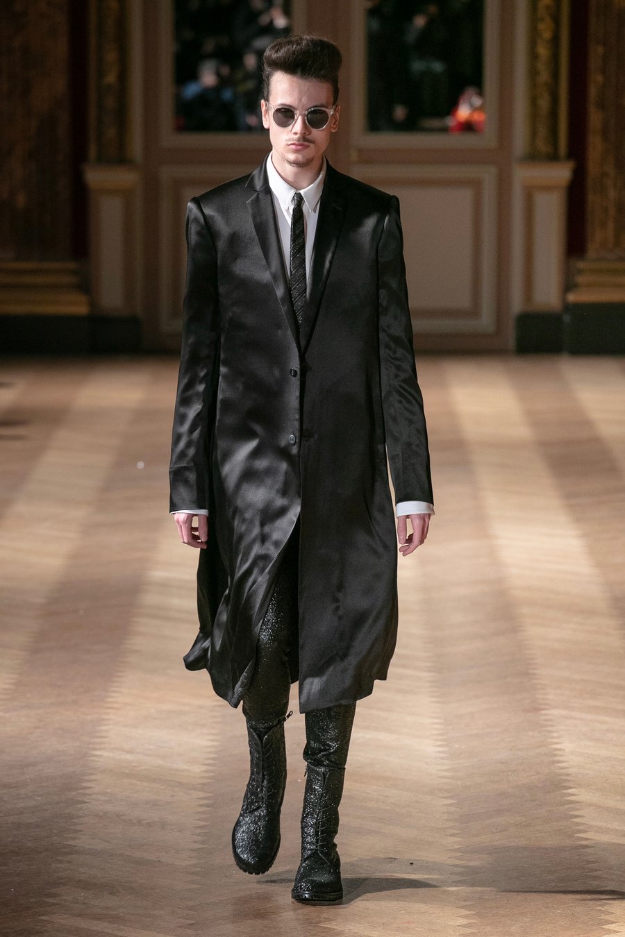 RAF SIMONS 2020-21年秋冬 | パリ | 画像51枚 - FASHIONSNAP RAF SIMONS 2020-21年秋冬 | パリ | 画像51枚 - FASHIONSNAP