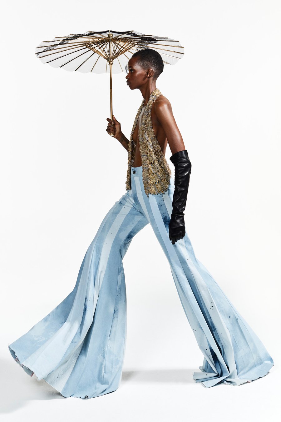 世界に認められた伝説のファッション誌「DUNE」が復刊