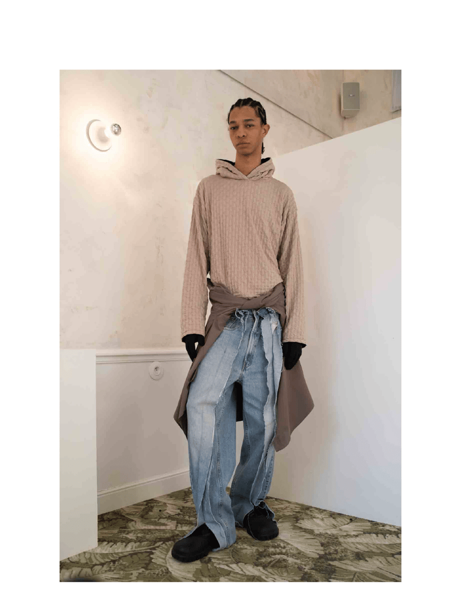 ディオールのバックステージが写し出された写真集「Backstage Dior」発売