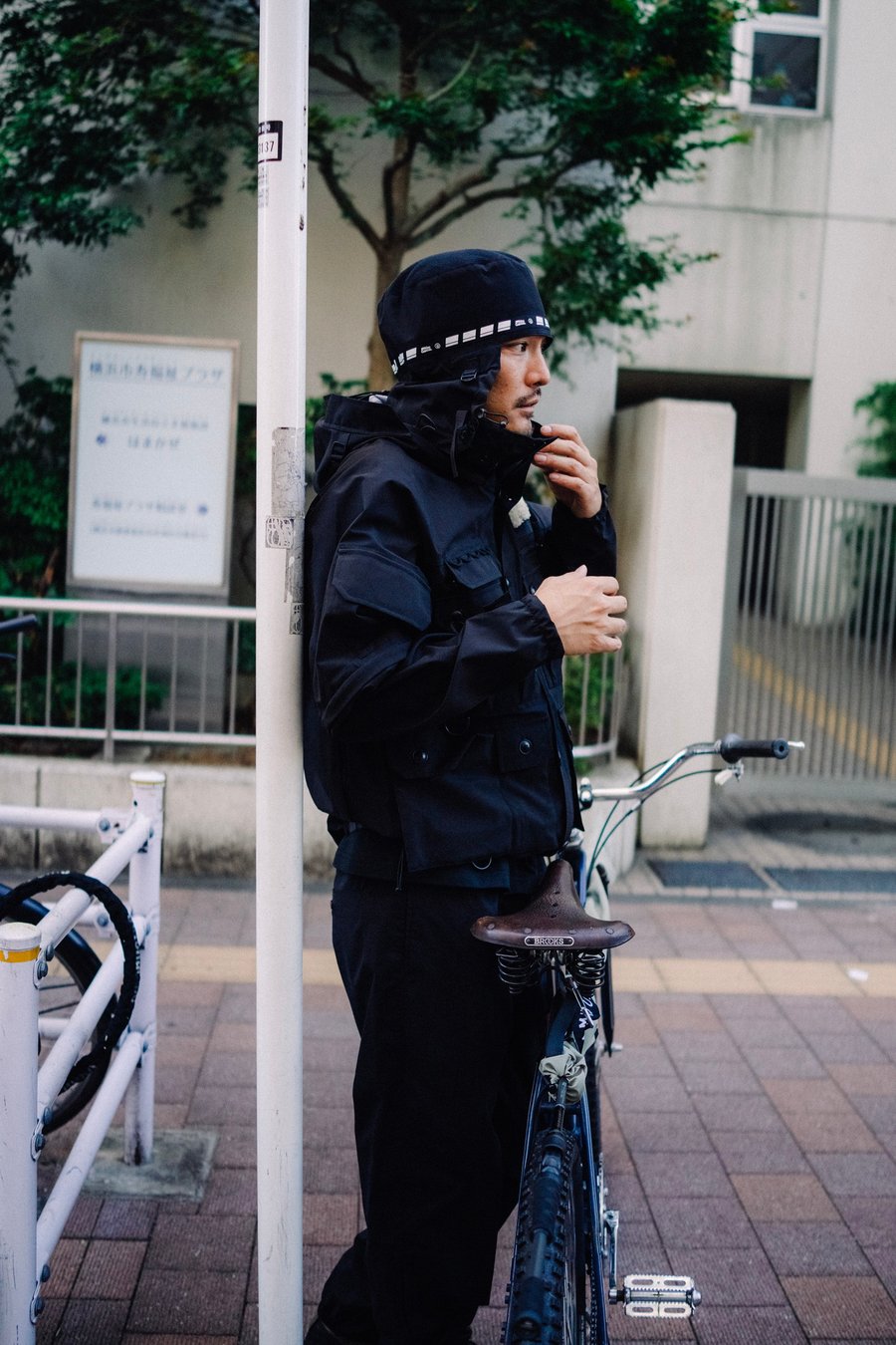 百々千晴の「THE SHISHIKUI」から新ブランド「VAKT.」がデビュー 公式