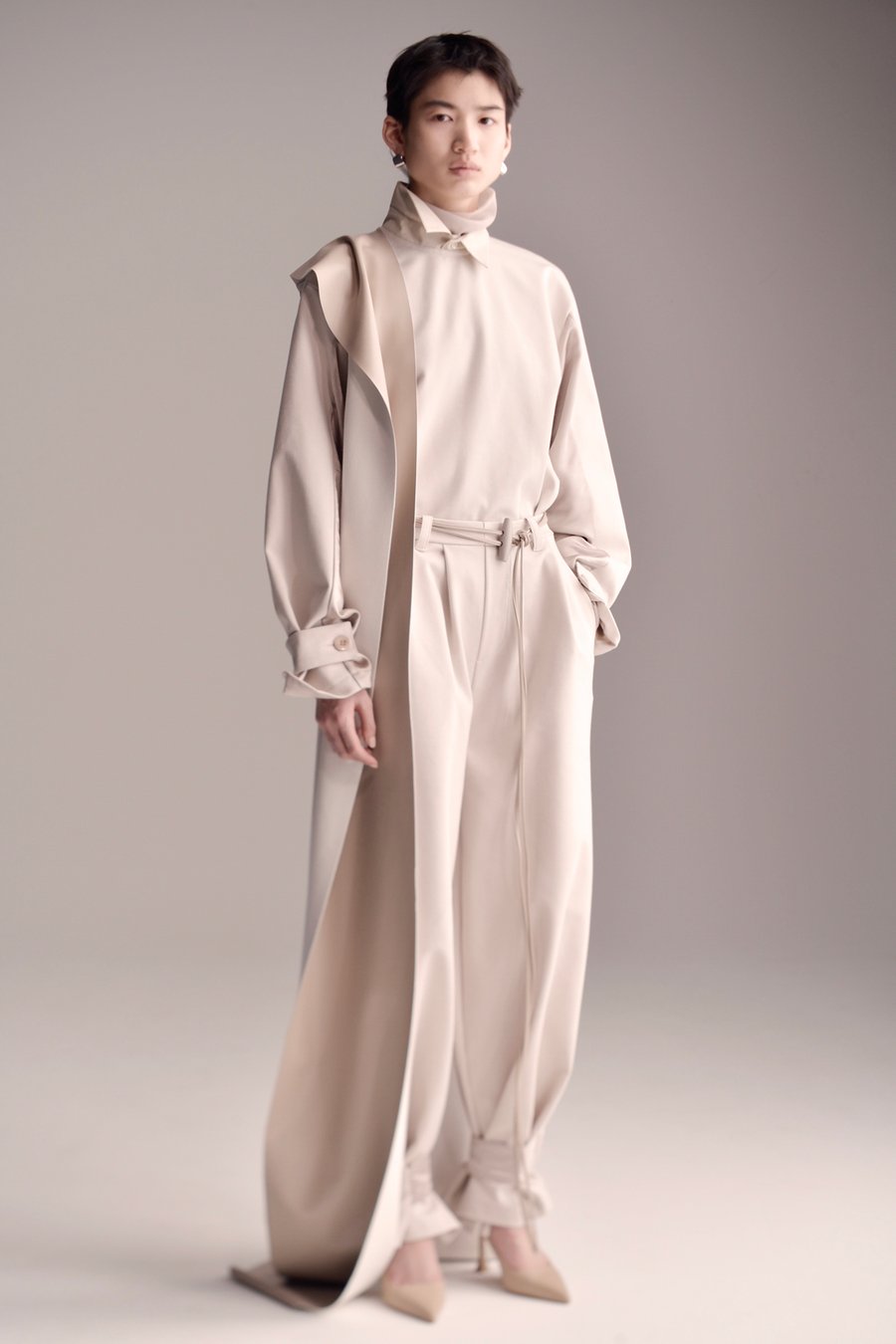 ユナイテッドアローズ＆サンズ バイ ダイスケ オバナ」から新作ダウン