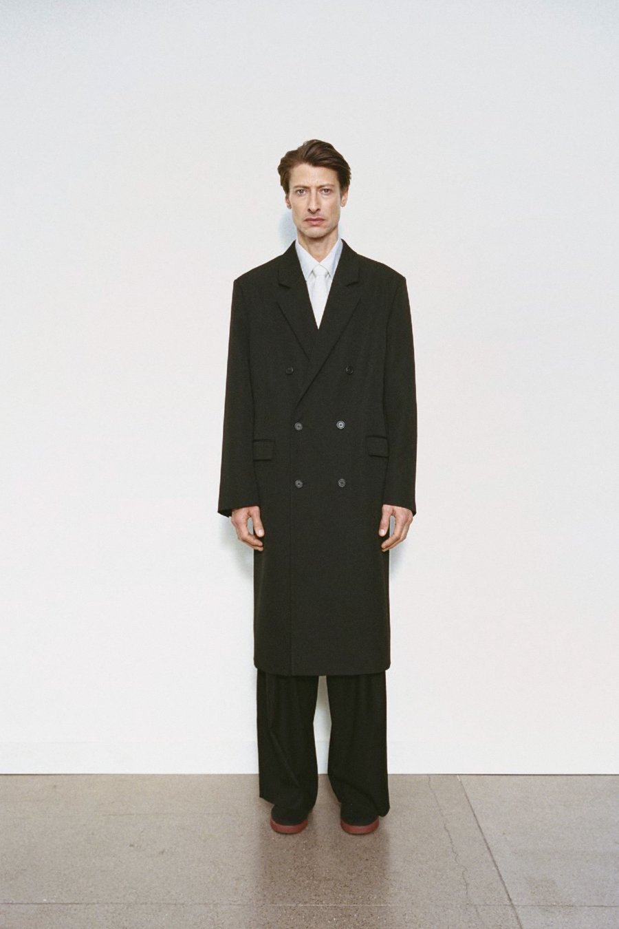 インタビュー］ファッションの領域を超えるデザイナーHussein Chalayan