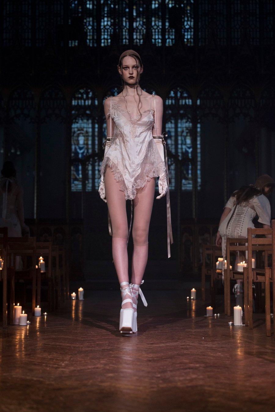 動画】プラダ×ウェス・アンダーソン 短編ムービー公開