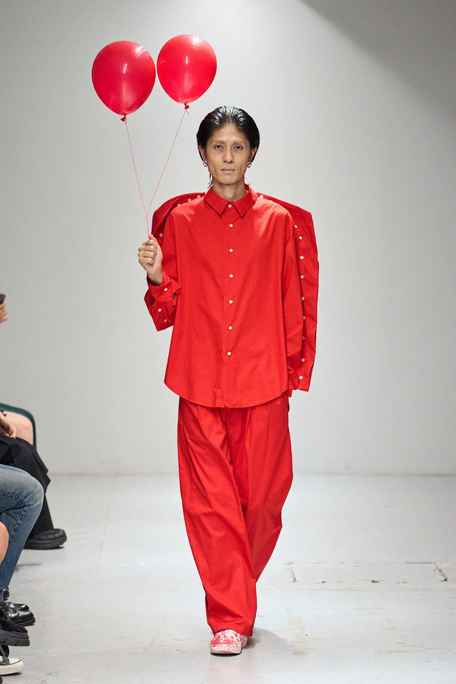 世界に認められた伝説のファッション誌「DUNE」が復刊