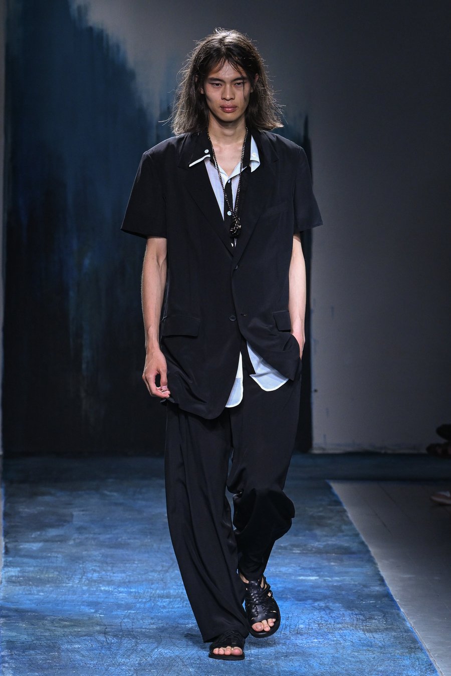 Yohji Yamamoto POUR HOMME 2021年秋冬コレクション | パリ | 画像58枚