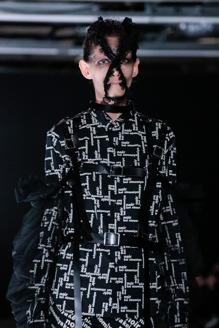 noir kei ninomiya 2022ss ホワイト ロングフリルシャツ eva.gov.co